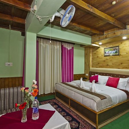 Hotel Vikrant Manāli Exterior foto